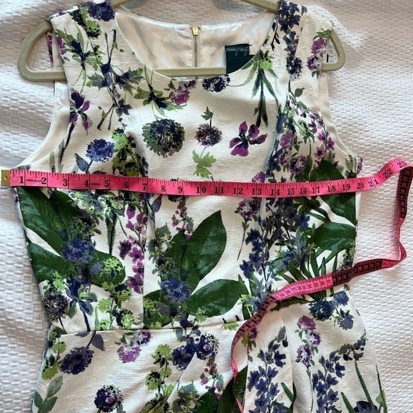 Gabby Skye Flower’s Print Dress Size 12 - Picture 15 of 15